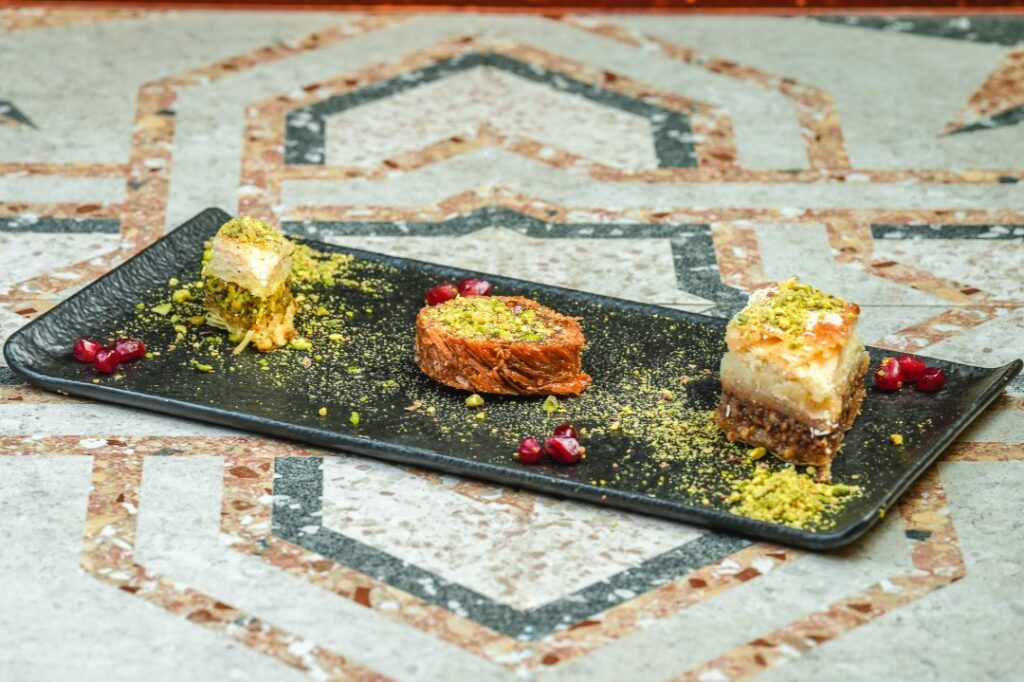 libanoni desszertek, baklava a Leila's Étteremben