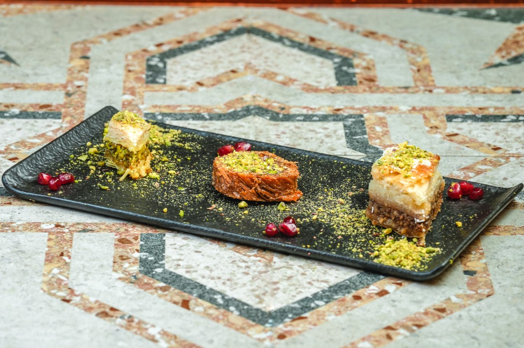 libanoni desszertek, baklava a Leila's Étteremben